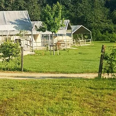 Camping Parc De La Brenne Lignac Exterior photo